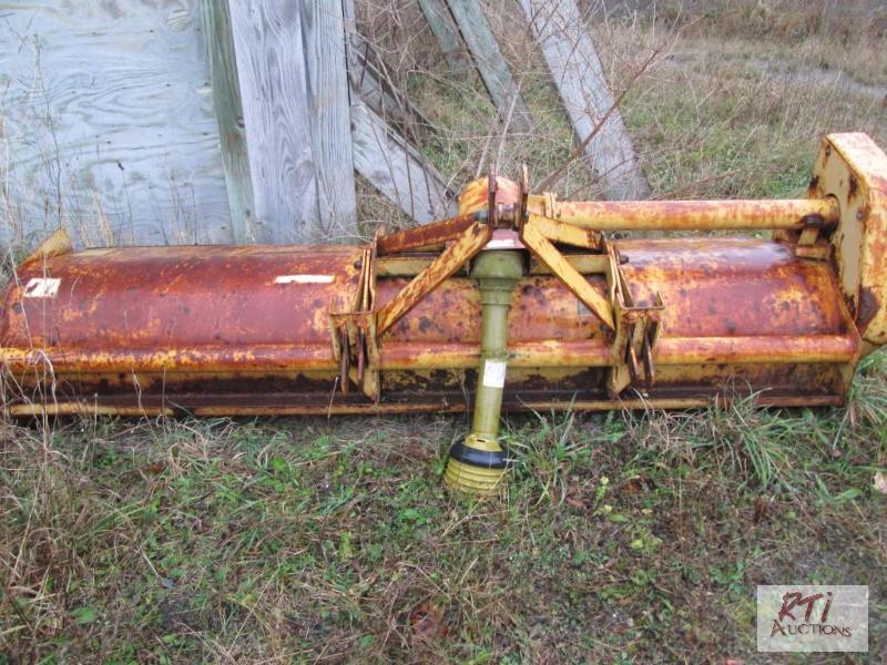 lot 20 image: Ford flail mower poor condition. All equipmen...