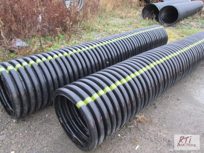 lot 28 image: 2 pieces of 18 inch x 10 feet corrugated blac...