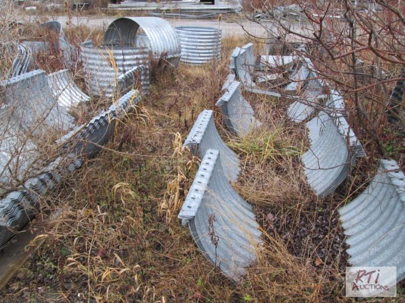 lot 30 image: Approximately 165 pieces of galvanized bolt t...
