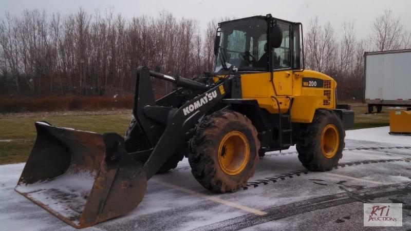 lot 21 image: 2009 Komatsu WA-200-6 wheel loader with 9100 ...
