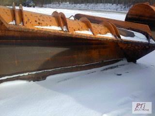 lot 36 image: Everst 11 Plow and 11 Wing. Plow punched 3-...