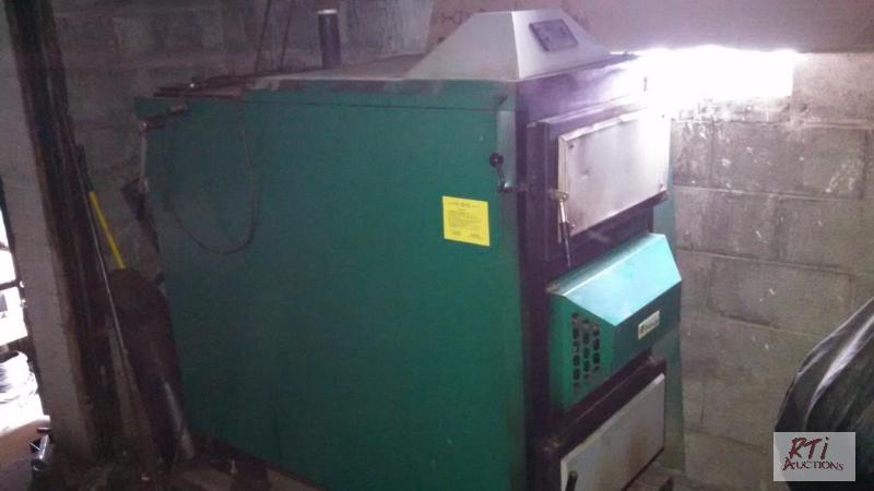 lot 68 image: OrLan 80 Wood Gasification Boiler. 450,000 BT...