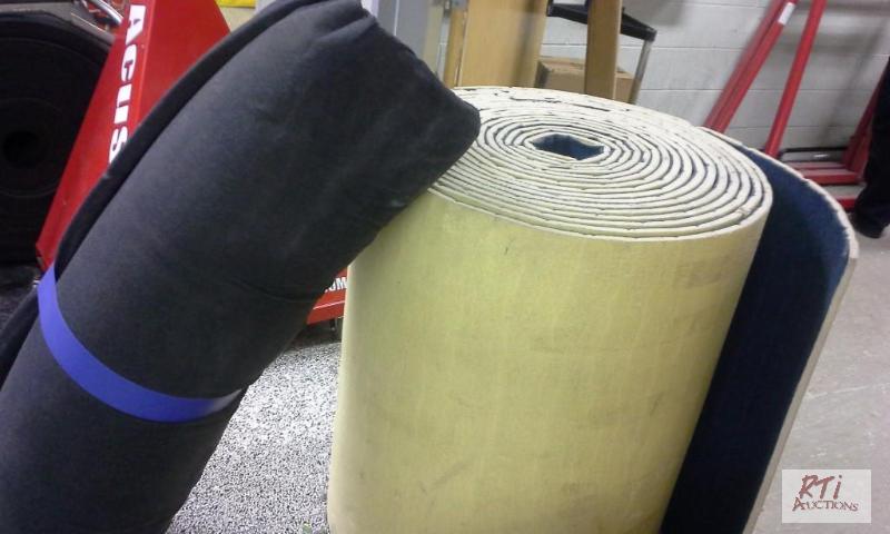 lot 74 image: Felt runway mat and chalk tray. For additiona...