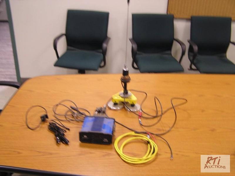 lot 82 image: Mobile repeater, PacCrest radio, antennae on ...