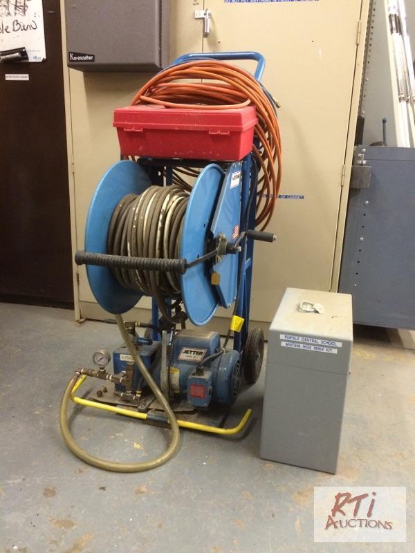 lot 85 image: Mustang Jetter Model 10E, fair condition. For...