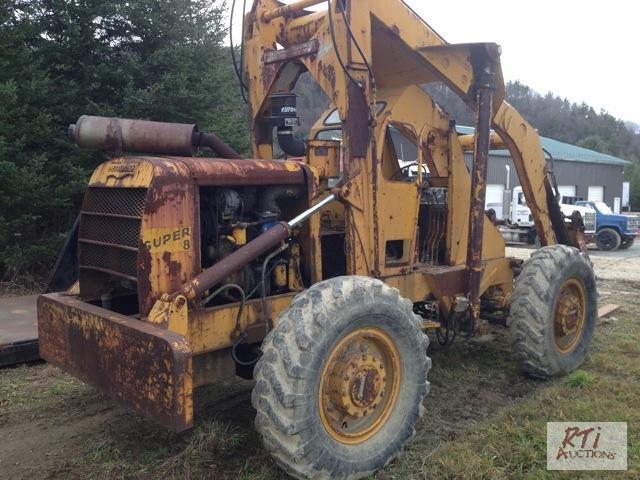 lot 19 image: Pettibone Super 8. Detroit 353 diesel. 4WD. 4...