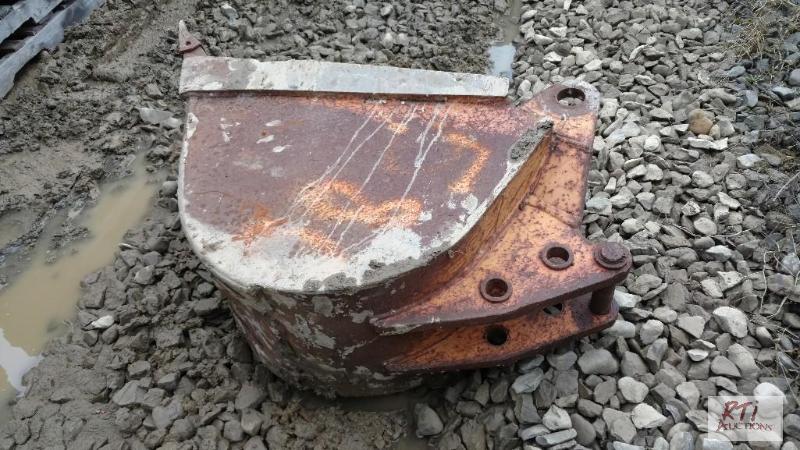 lot 33 image: Backhoe 18&quot Digging Bucket.&nbspAll i...