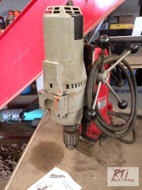 lot 121 image: Milwaukee Heavy Duty Electromagnetic Drill Pr...