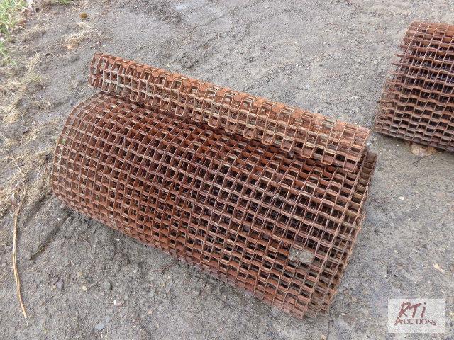 lot 156 image: Conveyor Chain, 30&quot wide, approximately ...