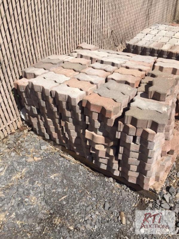 lot 182 image: Unilock pavers, quantity 2 pallets (approx. ...