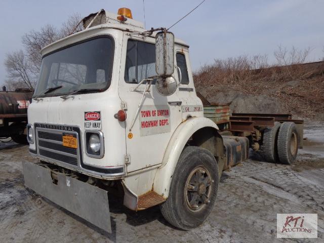 lot 32 image: 1977 IH Cab-over SA Right hand drive Cab &am...