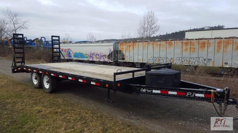 lot 40 image: 2010 PJ TA Deck-over Bumper pull Trailer, VI...