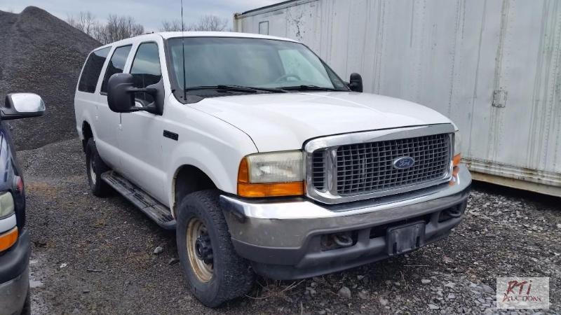 lot 6 image: 2001 Ford 4WD Excursion, VIN# 1FMNU41S81ED299...