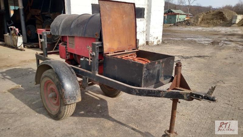 lot 64 image: LINCOLN WelderGENERATOR - LINCWELDER 225 on ...