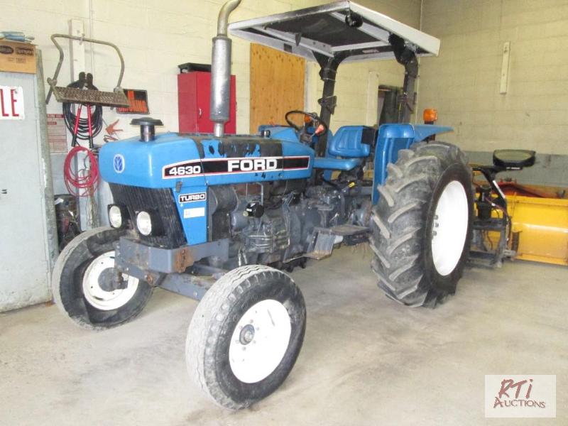 lot 74 image: Ford 4630 2WD tractor, diesel, 3 point hitch ...