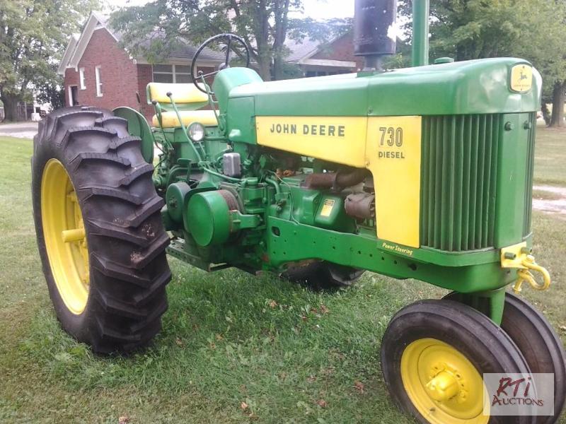 lot 75 image: John Deere 730 diesel tractor, pony start, bo...