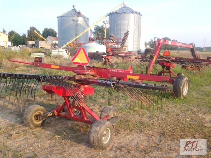 lot 87 image: Miller Pro tandum 1250 rotary hay rakes, hydr...
