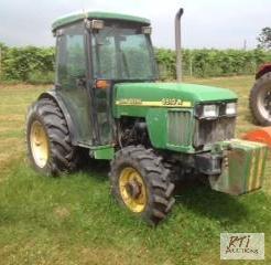 lot 33 image: 2001 John Deere 5510N 4x4 Tractor, Cab, 10,05...