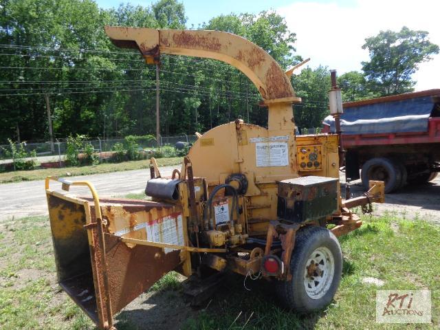 lot 50 image: 1988 Brush Bandit Mo. 100 Chipper, Ford 4-cyl...