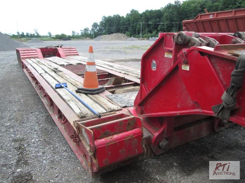 lot 25 image: 2000 Talbert 50T Detachable Low Boy Trailer, ...