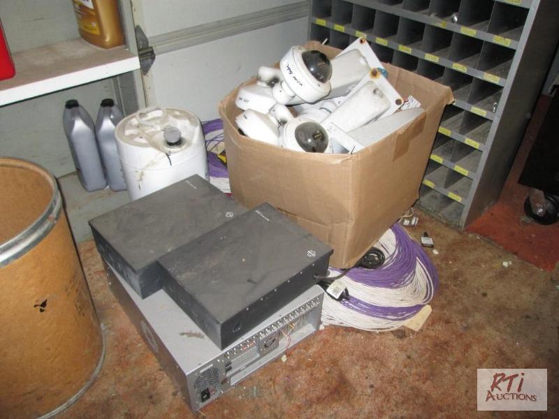 lot 92 image: 2006 Galaxy Control Systems security system, ...