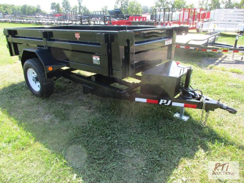 lot 30 image: 2015 PJ 5x10&nbspSA&nbspdump trailer, barn...