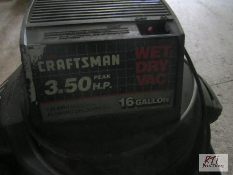 lot 116 image: 3.5 hp shop vac...