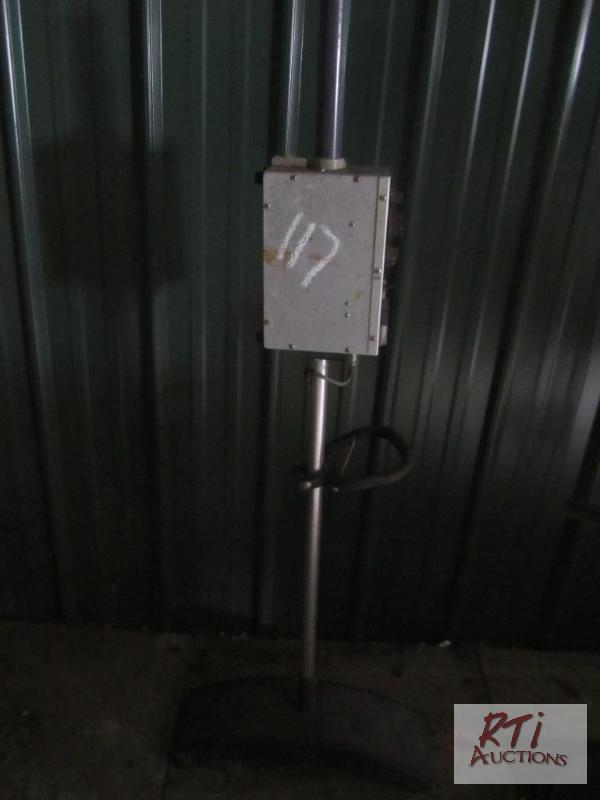 lot 117 image: Rens PL-900 portable metal detector...
