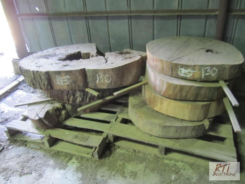 lot 130 image: (7) Log end cut-offs 32&quotD x 5&quotT...