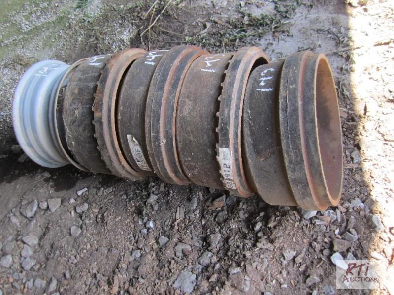 lot 143 image: (4) New brake drums and (1) new rim...