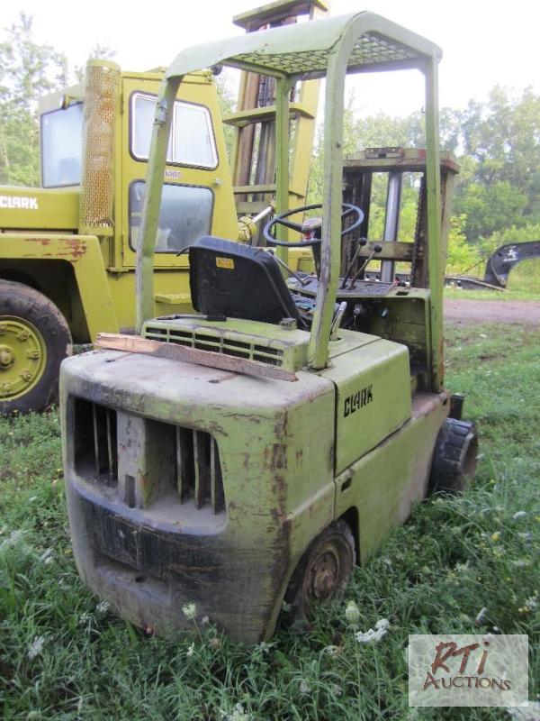 lot 177 image: Clark C500-45 4,000 Lb. Forklift. 159&quot ...