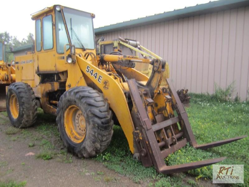lot 178 image: John Deere 544E Loader. PIN DW544ED517170, p...