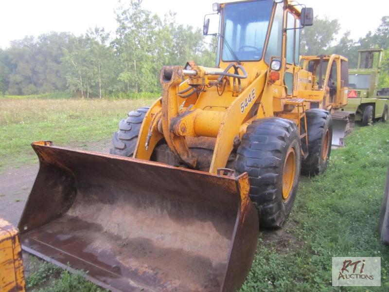 lot 179 image: John Deere 544E&nbspLoader. PIN DW544EB5229...