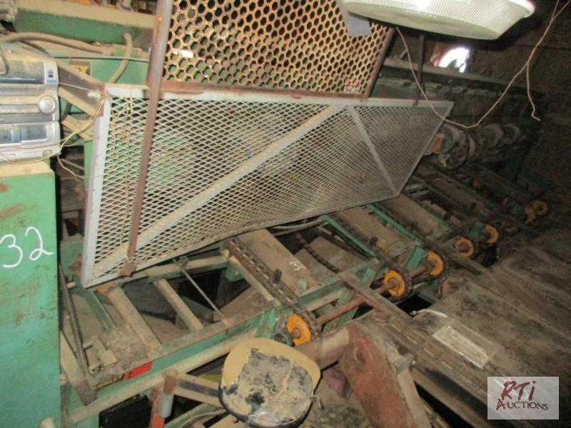 lot 32 image: Corley 9-Saw&nbspdrop saw trimmer w&nbsp7....
