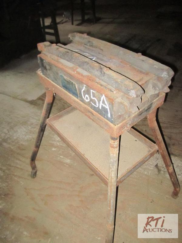 lot 65A image: Hanchett size 17 welding clamp...