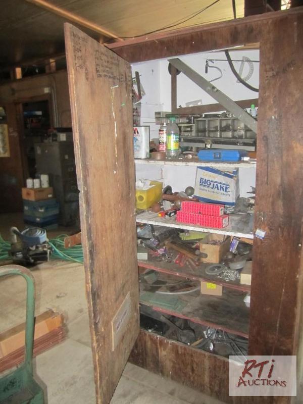 lot 77 image: Filers cabinet wcontents...