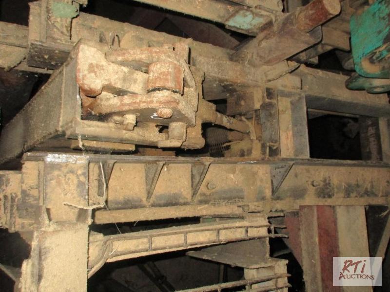 lot 8 image: Corleylog turner with control valve...