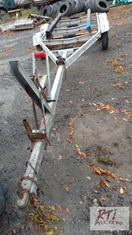 lot 36 image: Highlander TA boat trailer. No Paperwork. Uni...