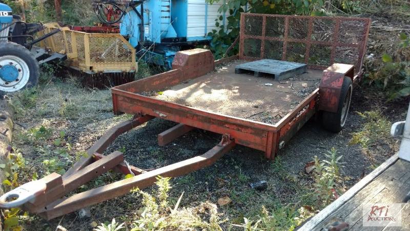 lot 13 image: 1984 Jacobson SA Tilt Trailer. Pintle hitch. ...