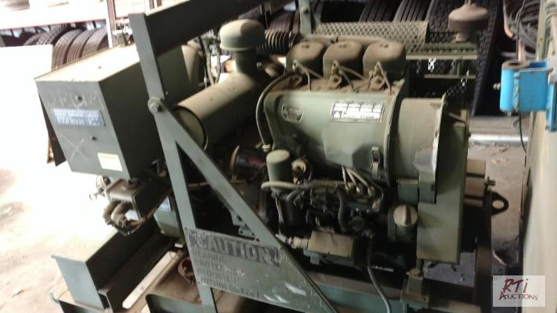 lot 19 image: Gorman Rupp O Series Trailer Mounted Pump. 3 ...