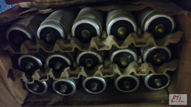 lot 45 image: Florescent Lamps F96T12CW. 20 cases. Estimat...