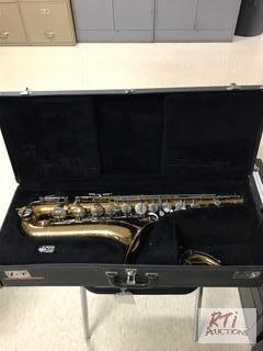 lot 101 image: (1) Selmer USA Bundy II tenor saxophone, SN ...
