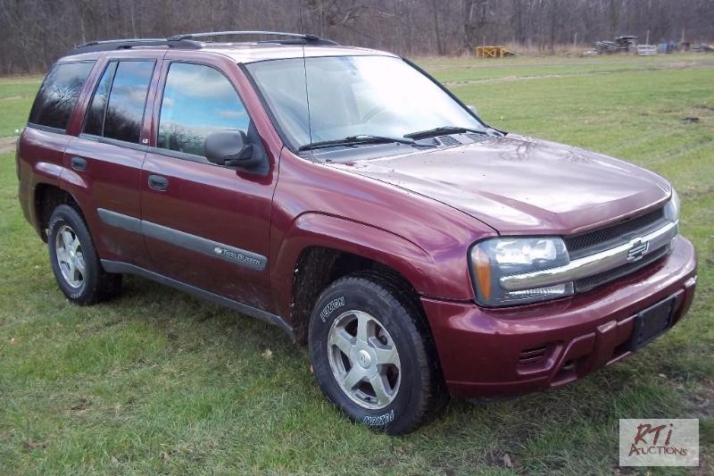 lot 15 image: 2004 Chevy Trail Blazer 4x4, PW, PL, AC, 139...