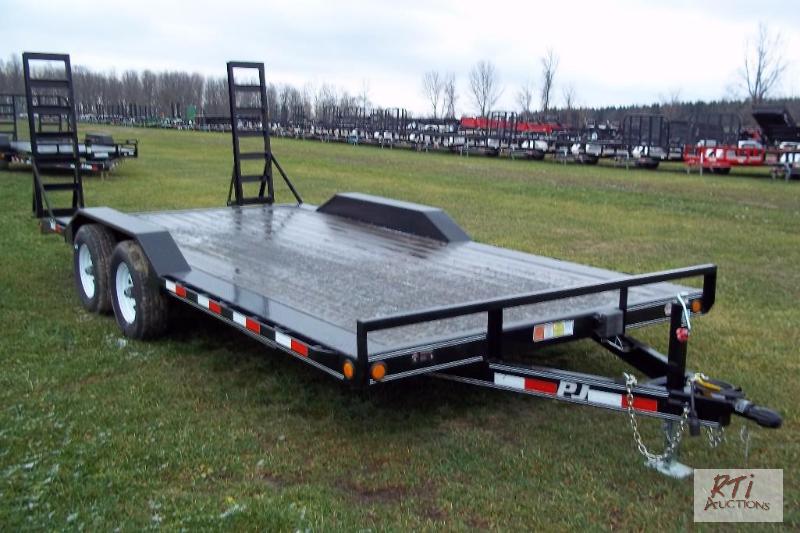lot 27 image: SIZE CHANGE 2015 PJ 102x18 TA fender buggy hauler, flip...