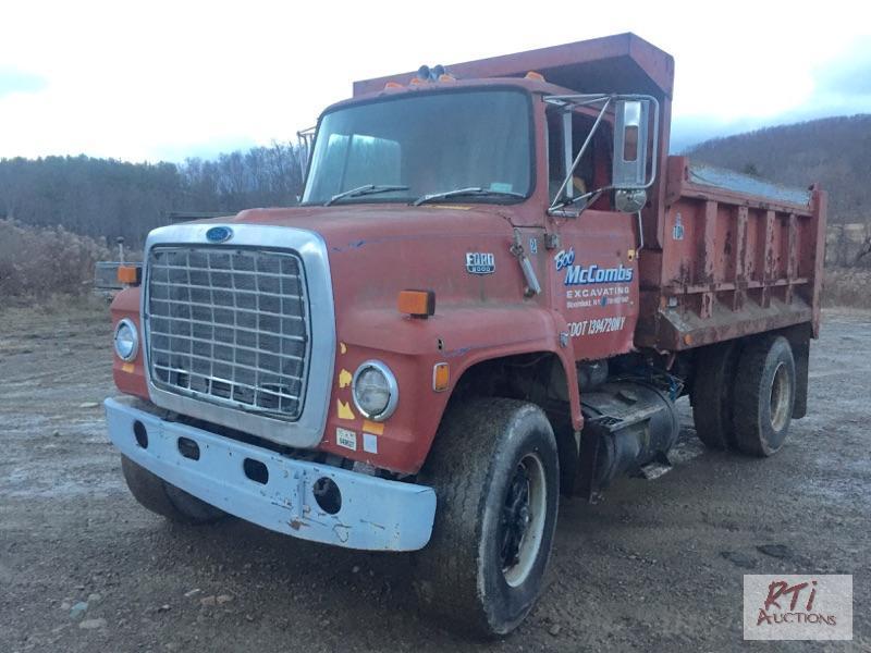 lot 37 image: 1986 Ford SA Dump Truck. Caterpilar 3208. Eat...
