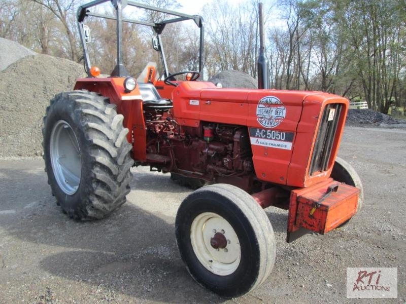lot 54 image: Allis Chalmers 5050 2WD tractor hour meter re...
