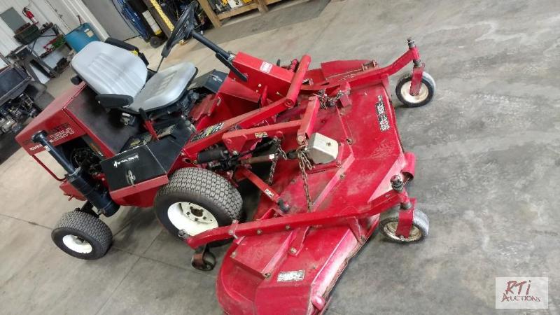 lot 68 image: 1999 Toro GroundMaster 325-D Mower. Mitsubush...