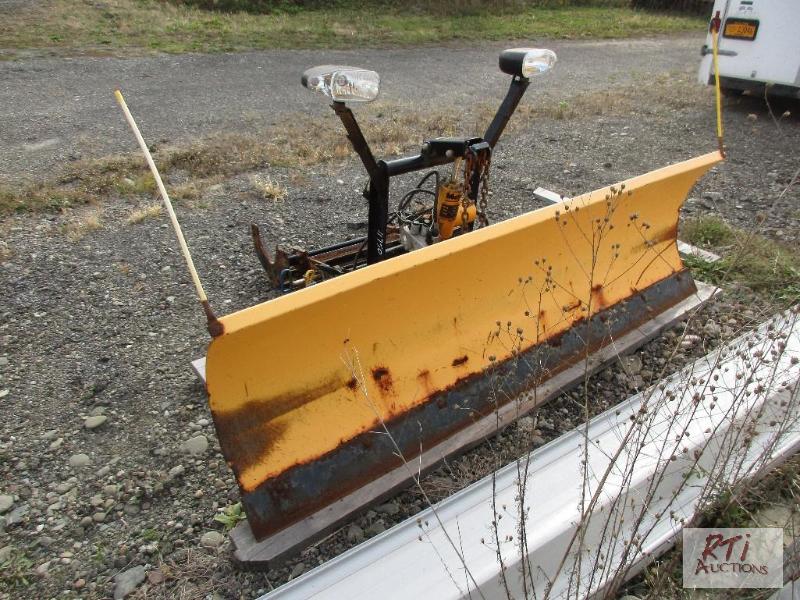 lot 72 image: MEYER 8 Snowplow. (Plow was removed from 06...