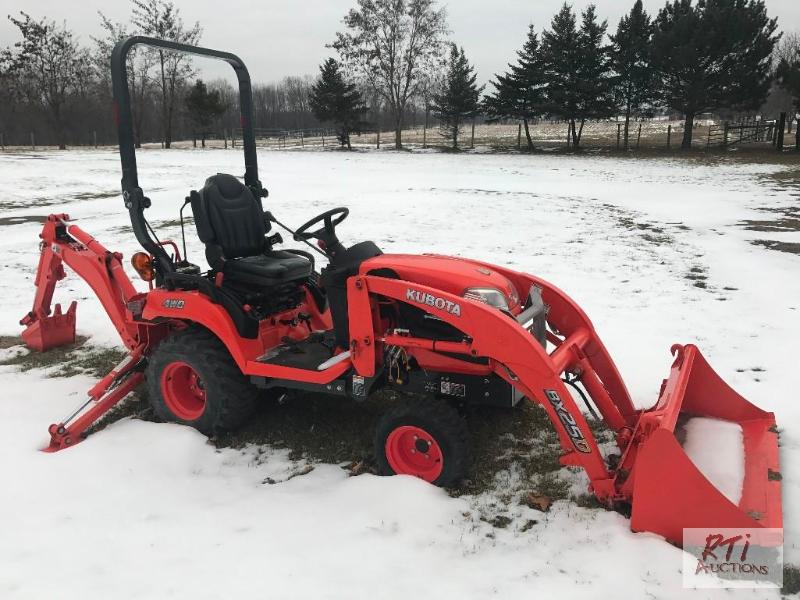 lot 50 image: Kubota BX25D compact tractor, 4X4, diesel, hy...