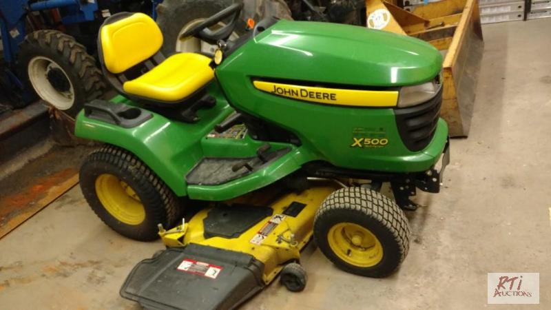 lot 51 image: John Deere X500 Tractor with 54 Belly Mower....